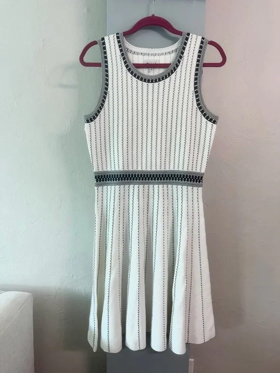 Milly white black striped vertical texture fit & flare dress sz L large mini - Picture 2 of 6